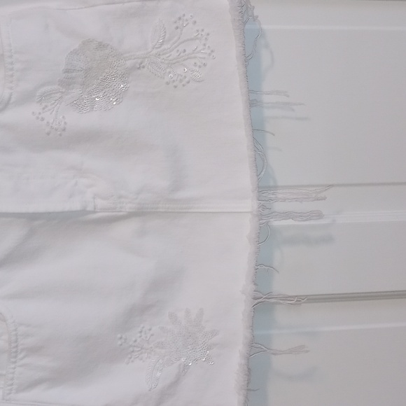 🤍J Brand🤍 - White Estella Bonny Mid-Rise Mini Skirt - Picture 9 of 16